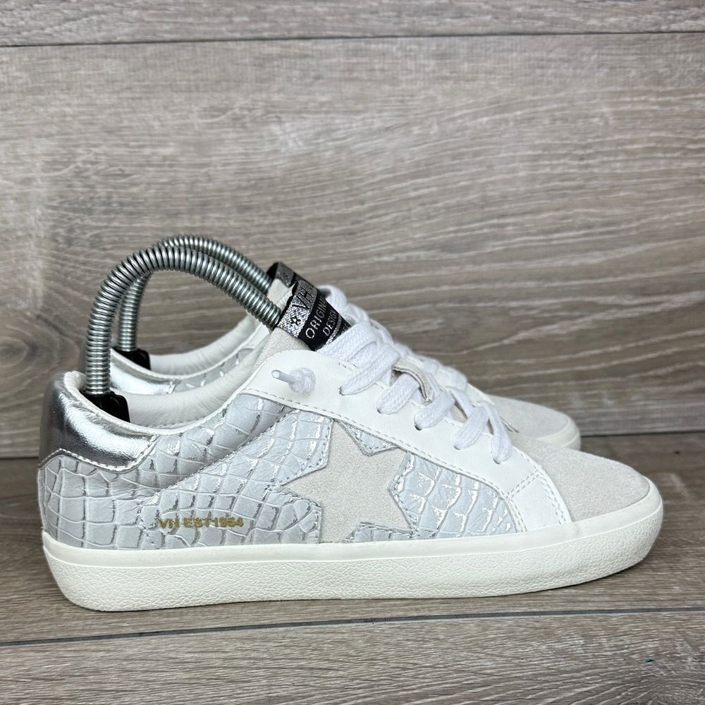 Vintage Havana Edge Women’s Sz 6.5 Light Gray Croco Metallic Silver Star Sneaker
